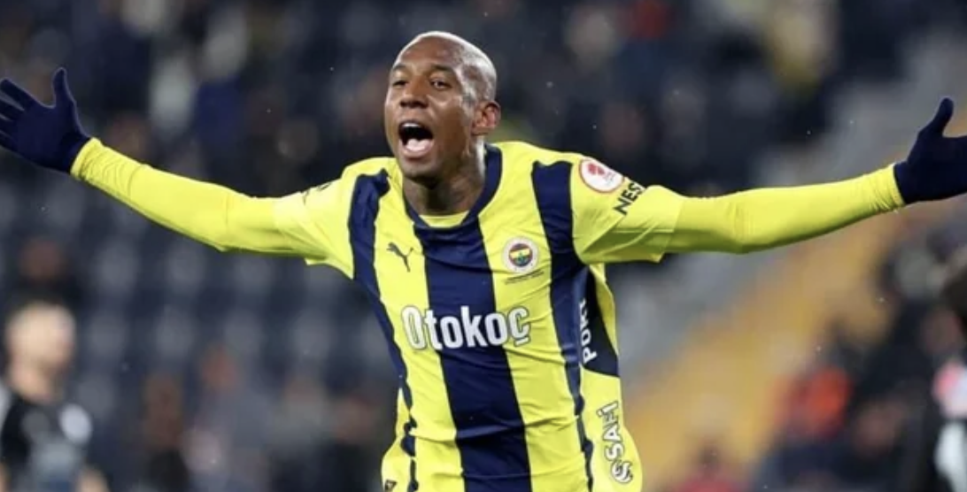 Talisca'dan hat-trick, Fenerbahçe zirve takibini sürdürdü