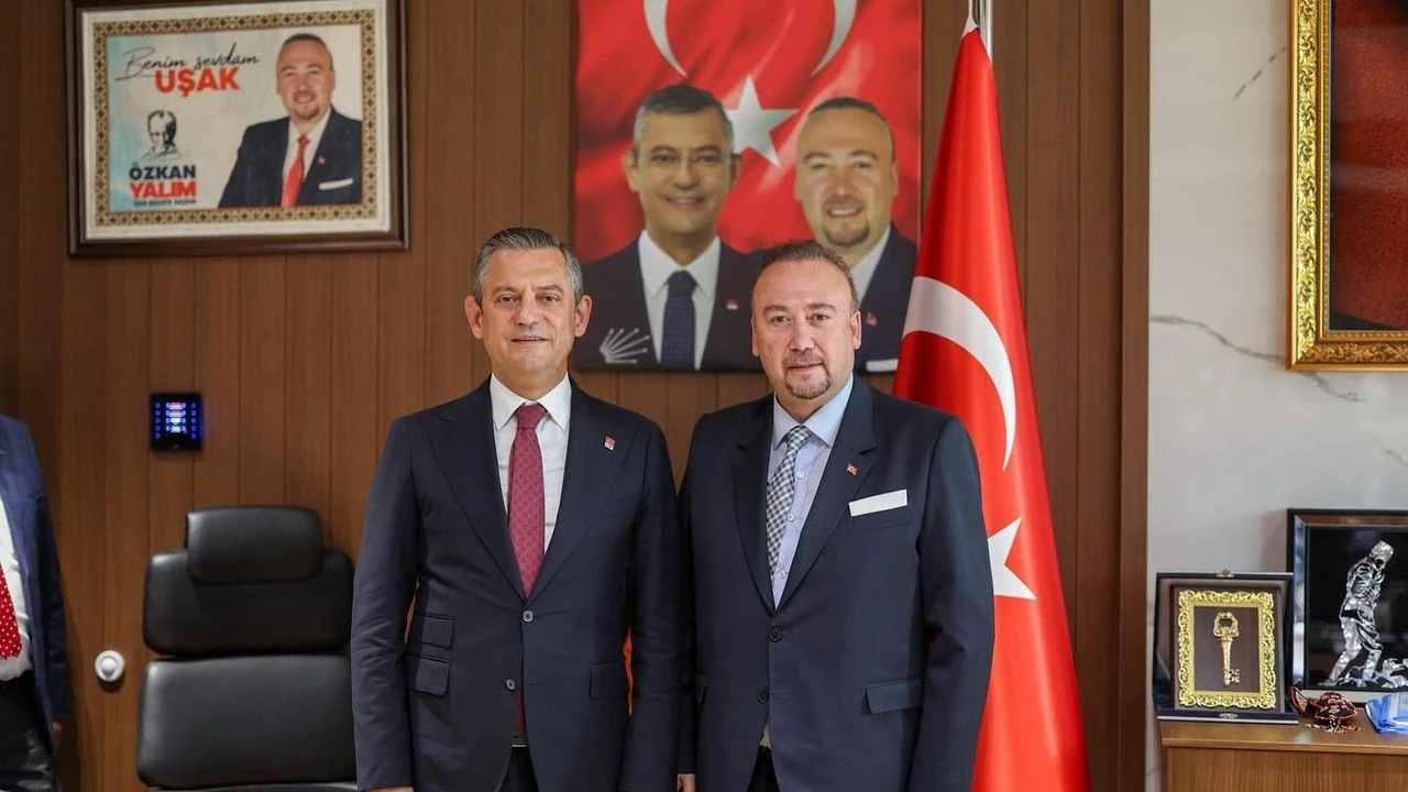 Özgür Özel WhatsApp yazışmaları: CHP'den Hodri meydan