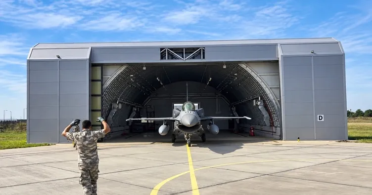 NATO görevi: Türk F-16'ları Romanya hava sahasında