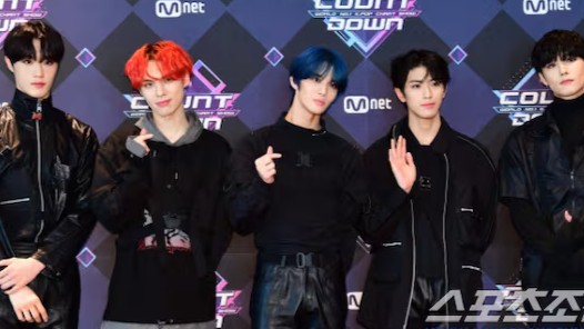 K-Pop grubu CIX faaliyetlerini durduruyor