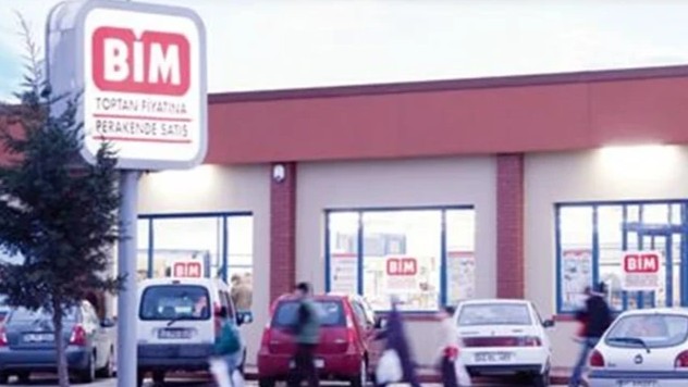 BİM ortağı Mustafa Latif Topbaş 150 bin lotluk hisse aldı