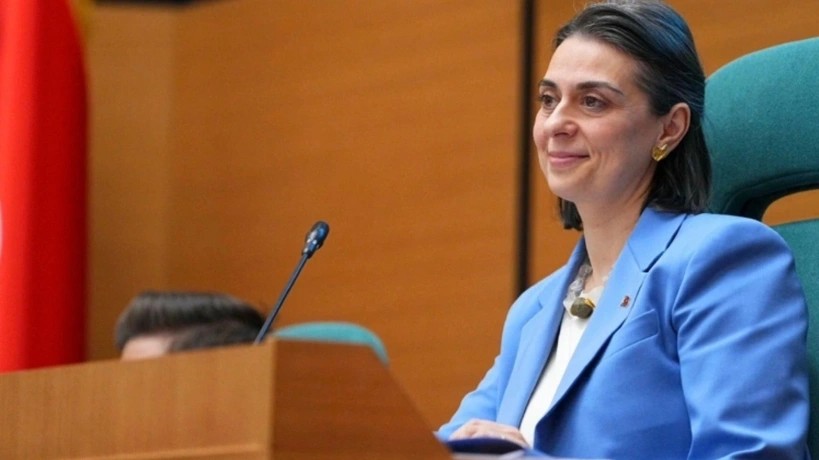 Üsküdar Belediye Başkanı Sinem Dedetaş tutuklandı