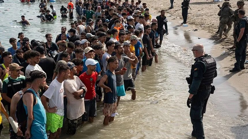 İspanya'dan Sebte açıklaması: "Tek yol yasal yoldur"