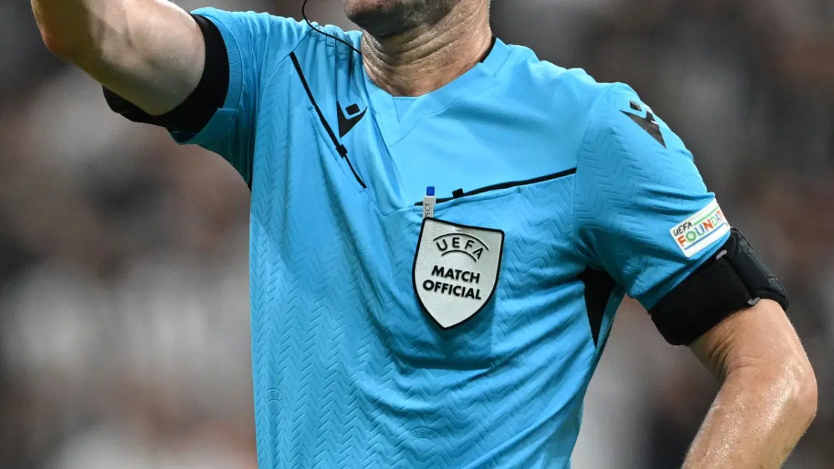 UEFA hakem kararlarında "Clear Line" sistemini başlattı