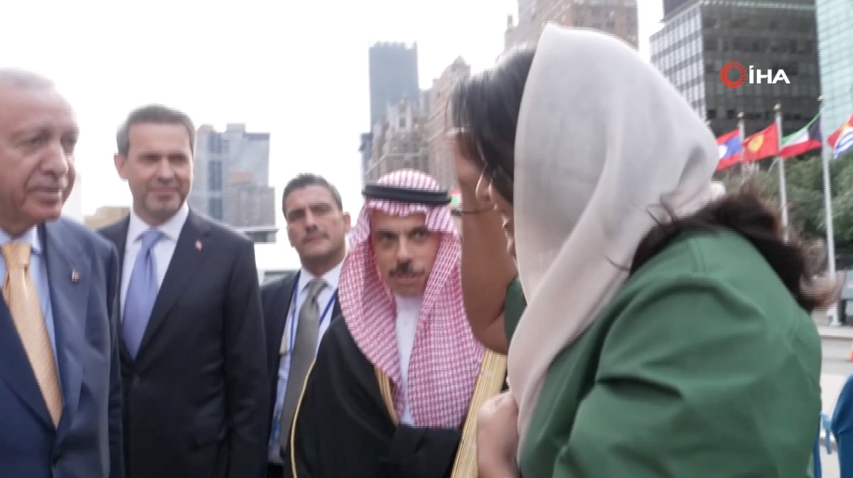 Erdoğan'dan kaldırım diplomasisi