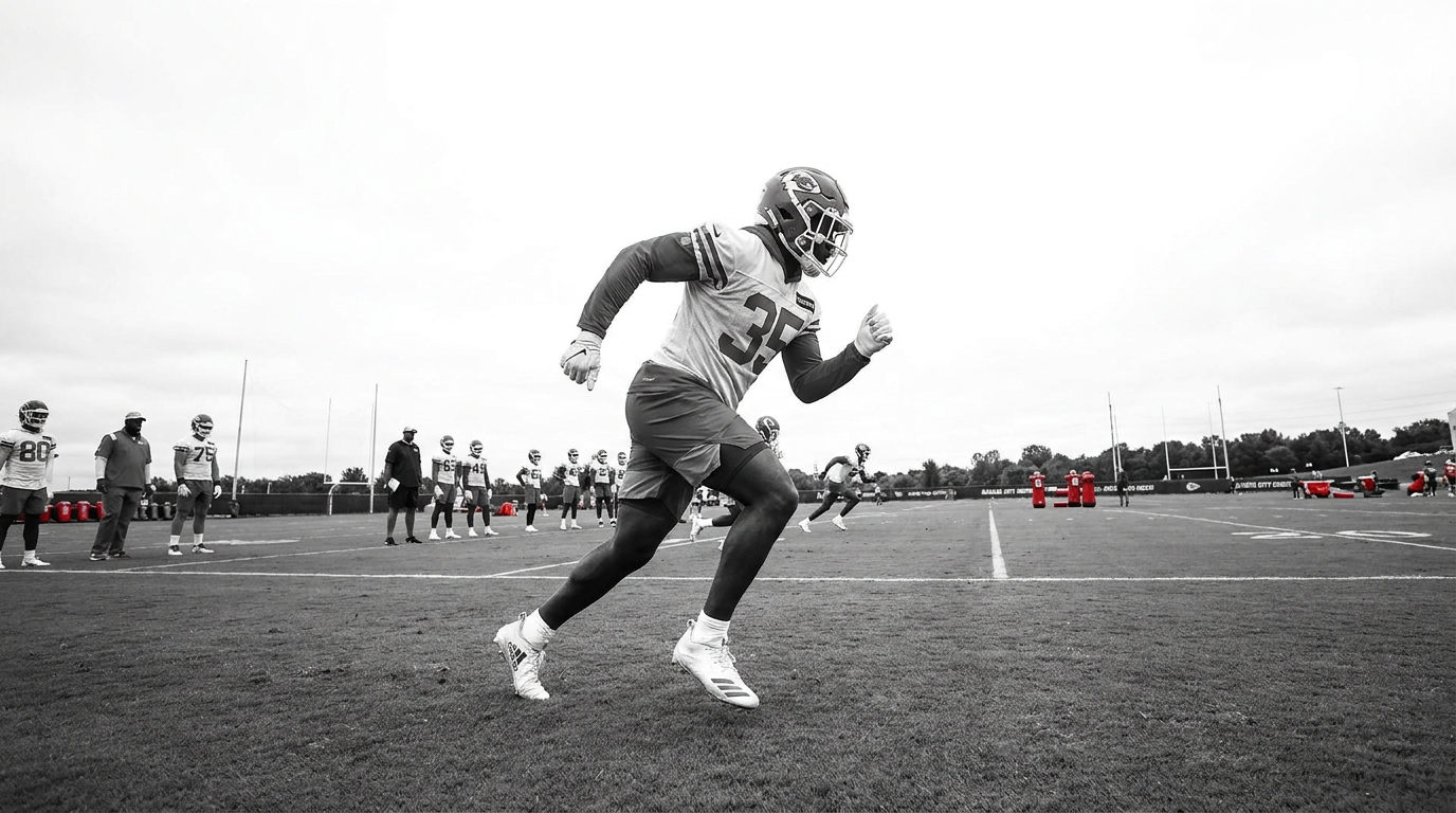 Chiefs sign Kenneth Walker III on three-year, $43.05M deal, target 1,000 yards