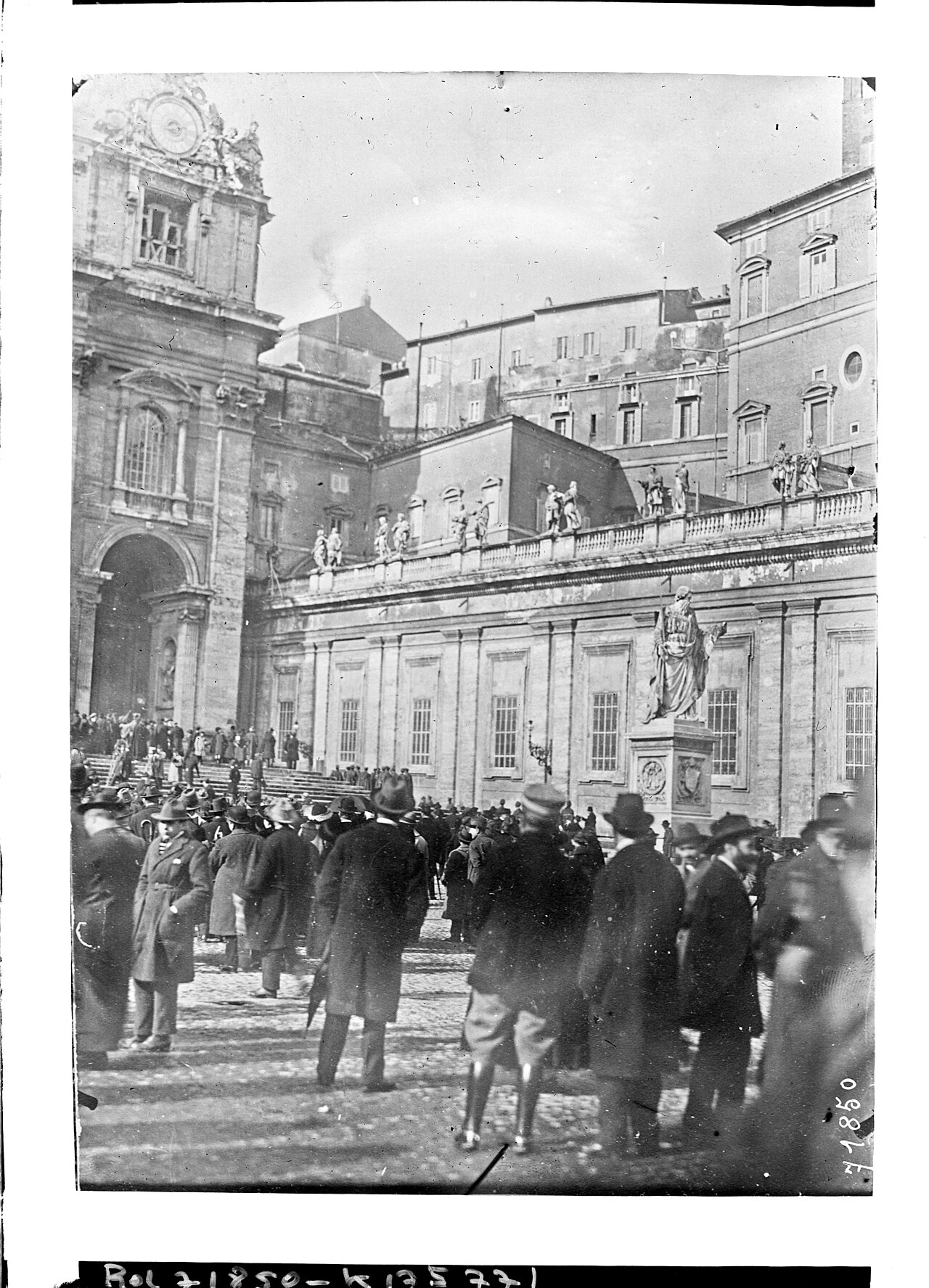 Pope Leo XIV Meets Journalist Over Opus Dei Claims