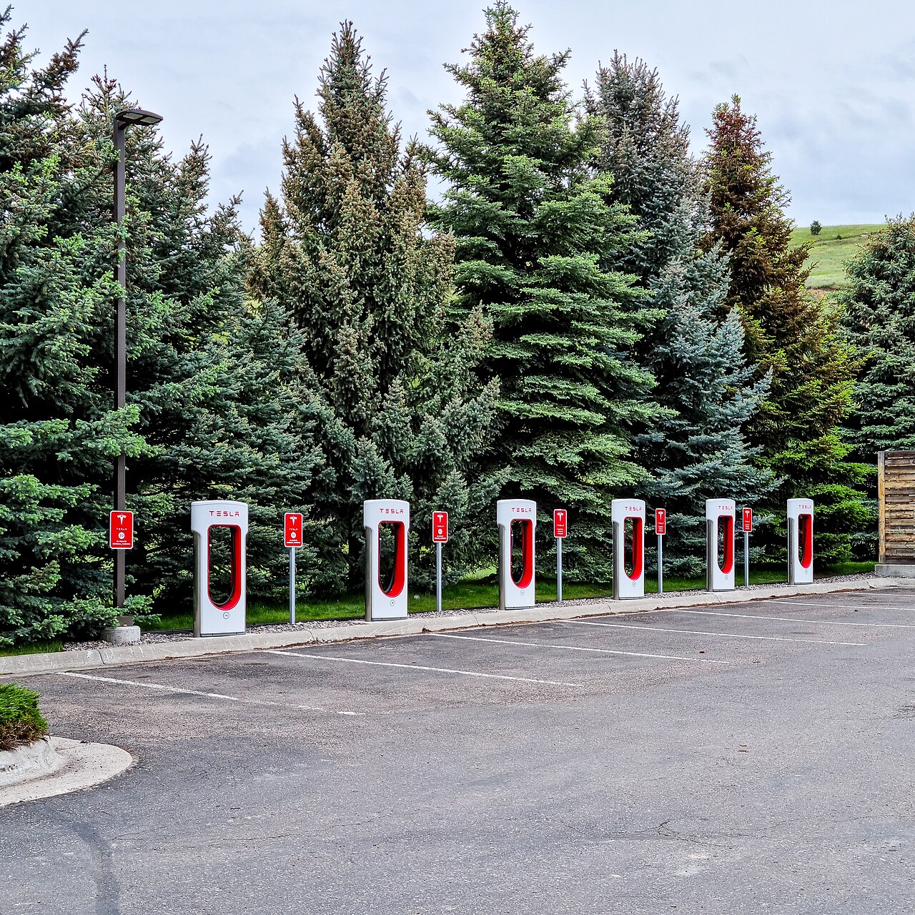 Tesla Energy Ventures Secures UK Electricity Supply License