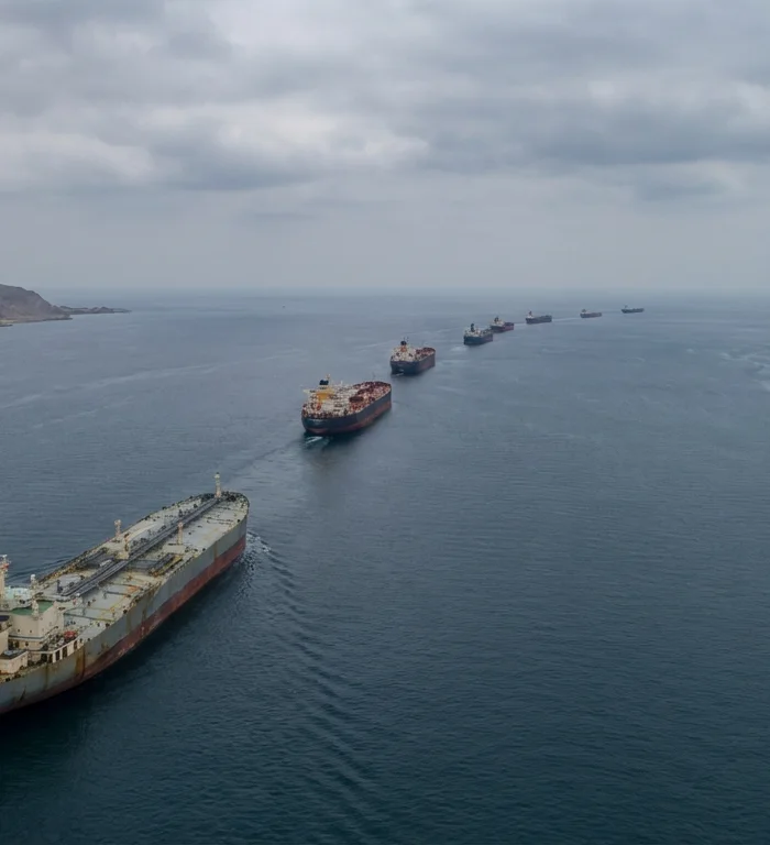Hürmüz Boğazı açıldı, Brent petrol 90 altına indi