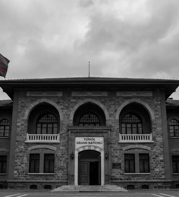 Hüsamettin Cindoruk öldü: TBMM eski başkanı 92 yaşında