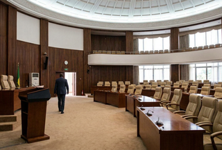 Senegal Parliament Speaker Resigns Amid Political Tensions