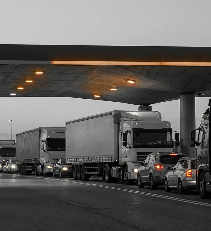 ABD’de benzin ve motorin fiyatları Mayıs 2026’da sert yükseldi