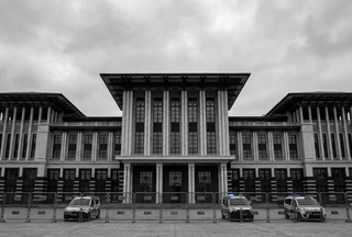 Turkish Police Raid Opposition Headquarters
