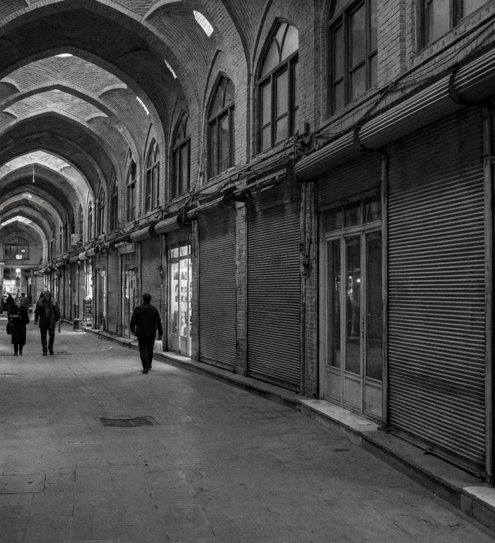 İran Ekonomisi İş Kaybı ve Enflasyonla Mücadele Ediyor