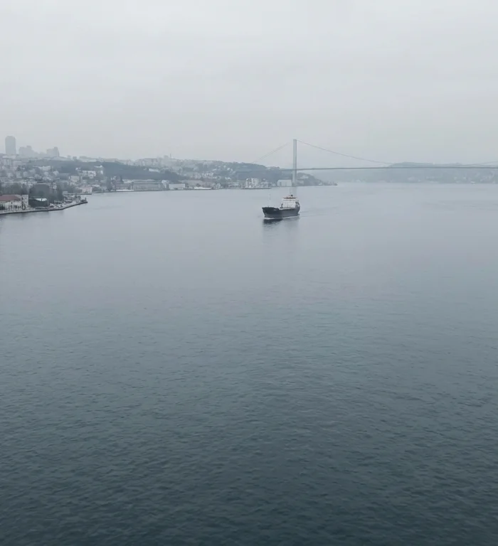 İstanbul Boğazı'nda Gemi Trafiği Azaldı