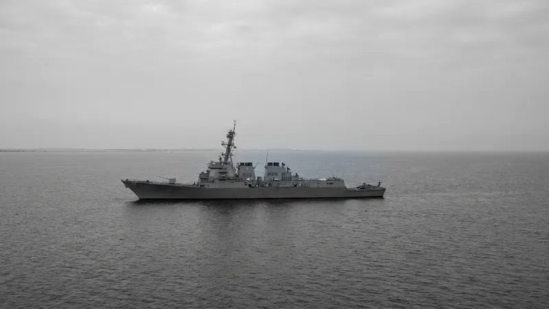 Iran War: US Awaits Peace Offer Amid New Military Strikes