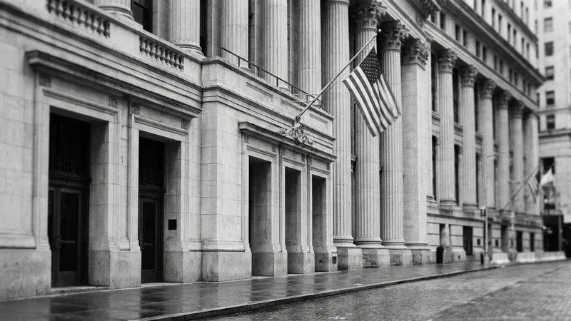 Wall Street trading desks win as volatility lifts banks