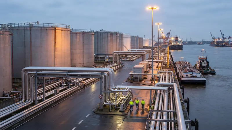 Germany rejects Russian diesel deal as Merz backs curbs