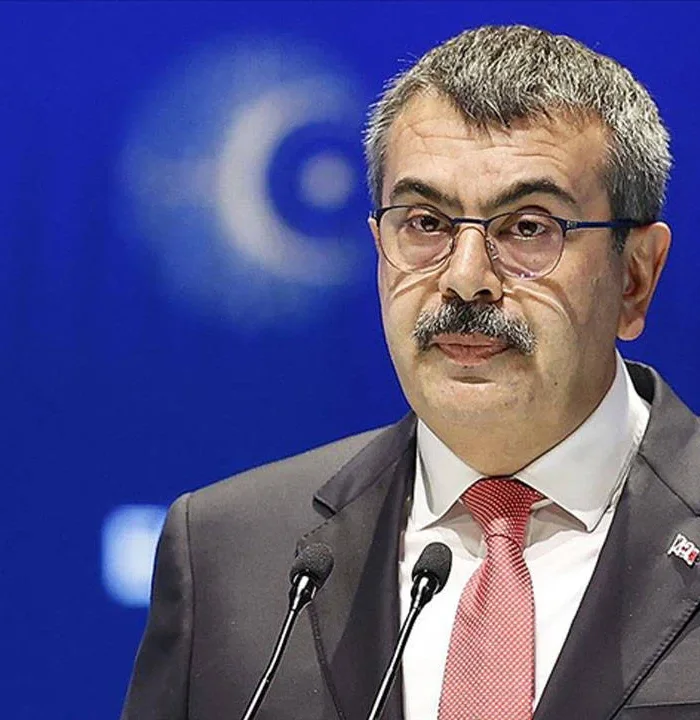 Bakan Tekin: Ara Tatiller Kaldırılmayacak