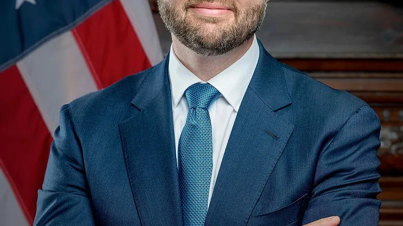Vance, Cumhuriyetçilerin Bağış Kampanyasına Liderlik Edecek