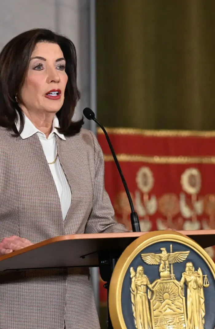 New York'ta Medicaid Skandalı: Milyarlarca Dolarlık İsraf