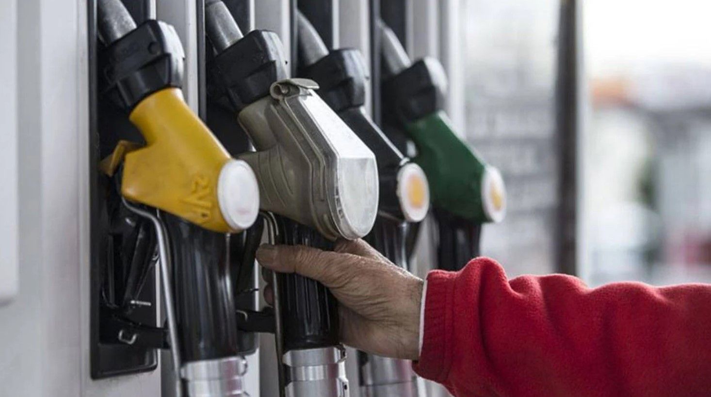Motorine 7,67 TL zam: Akaryakıt fiyatları yeniden alevlendi