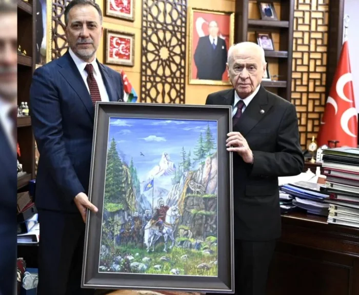 MHP'de deprem: İstanbul'daki tüm teşkilatlar feshedildi