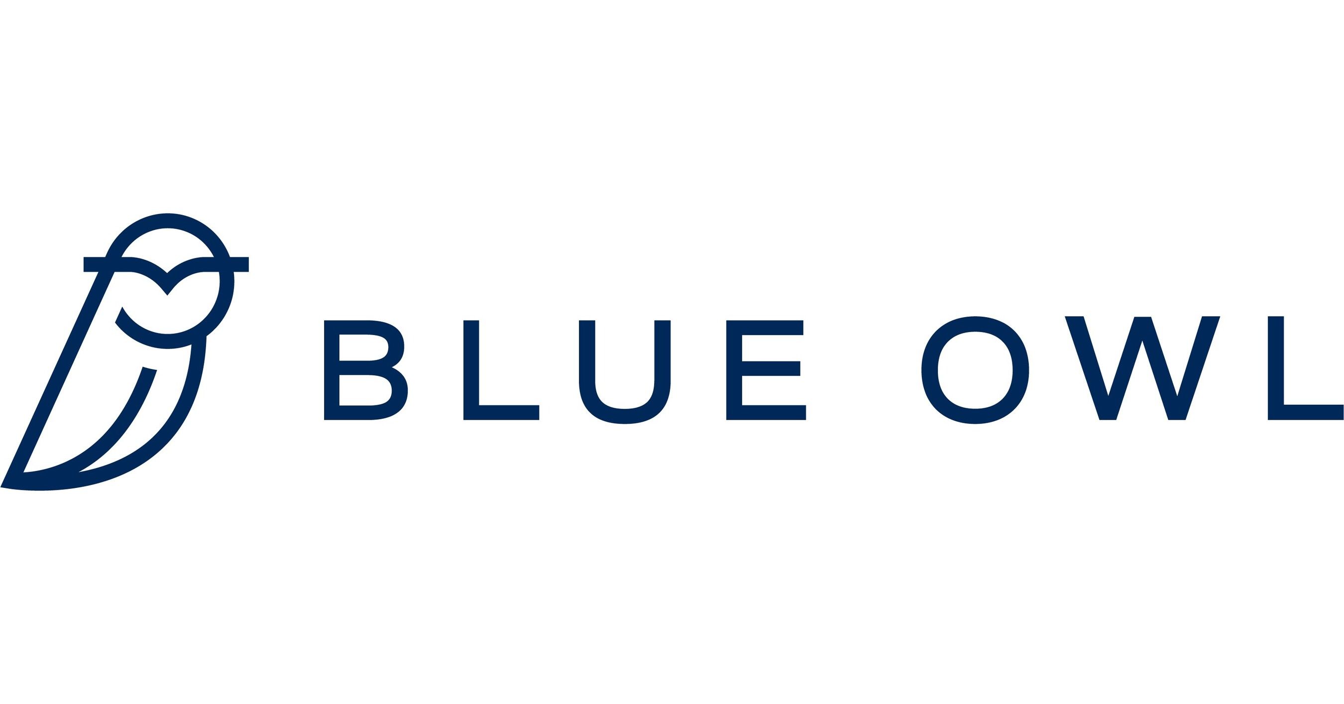 Moody's Downgrades Blue Owl Fund Amid Private Credit Strain