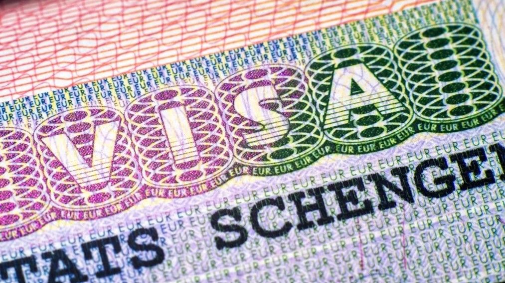 Schengen'e girişte biyometrik dönem başlıyor