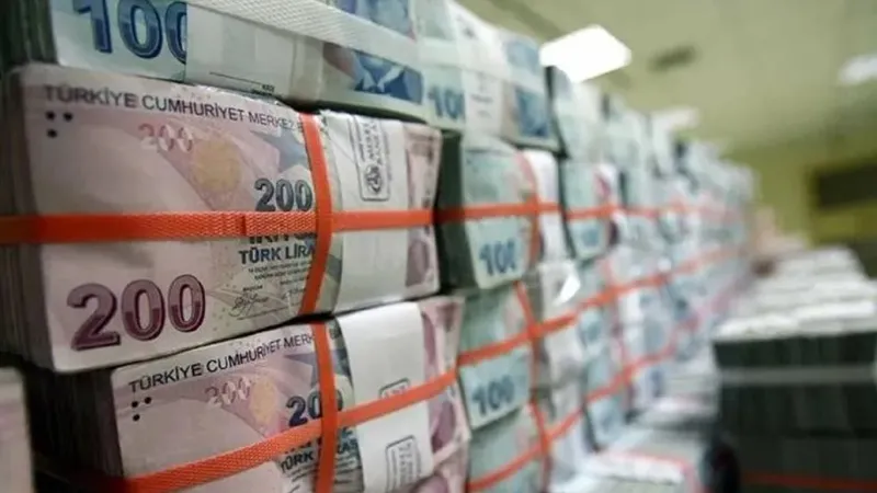 Bütçe açığı daralıyor: Mart'ta 229,9 milyar TL açık
