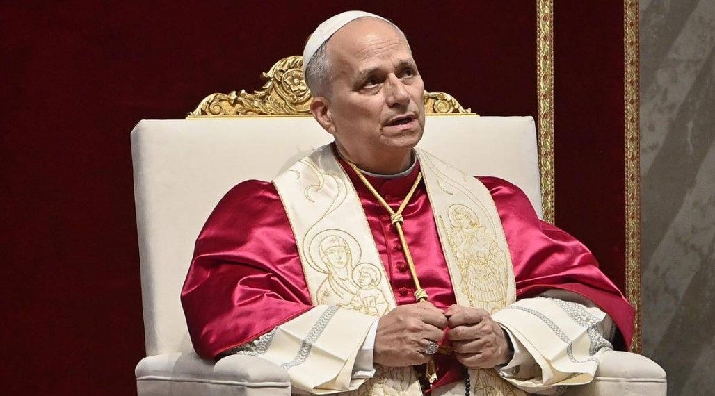 Papa’nın Kardeşine Bomba Tehdidi: Illinois’te Alarm