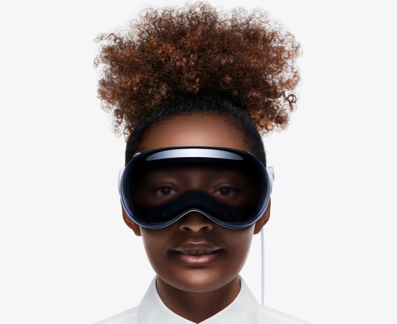Apple Vision Pro 2 Paused Amid Shift to Affordable AR