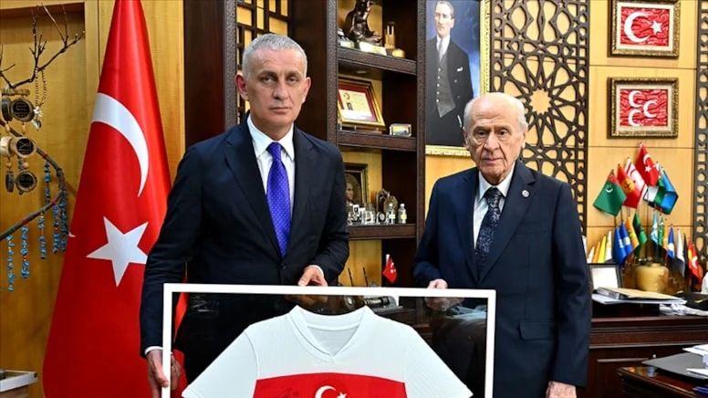 Bahçeli'den TFF'ye Ligleri Tescil Etmeme Çağrısı