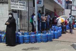 Sri Lankan Rupee Rebounds After Nine-Day Decline