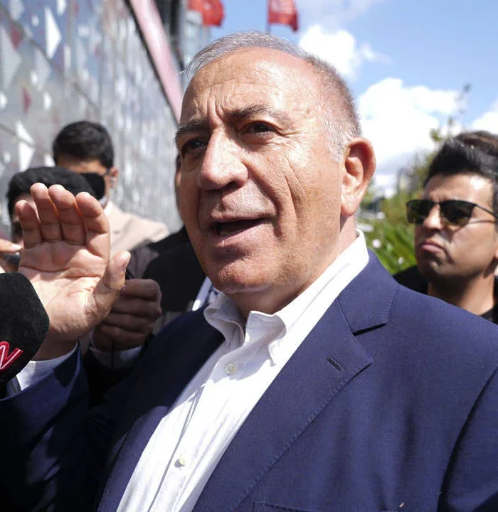 CHP'de MYK açıklanıyor: Gürsel Tekin'den yeni tarih