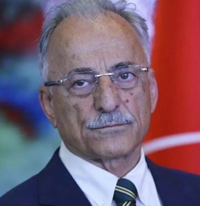 CHP'de 'mutlak butlan' krizi: Karayalçın'dan yeni parti sinyali