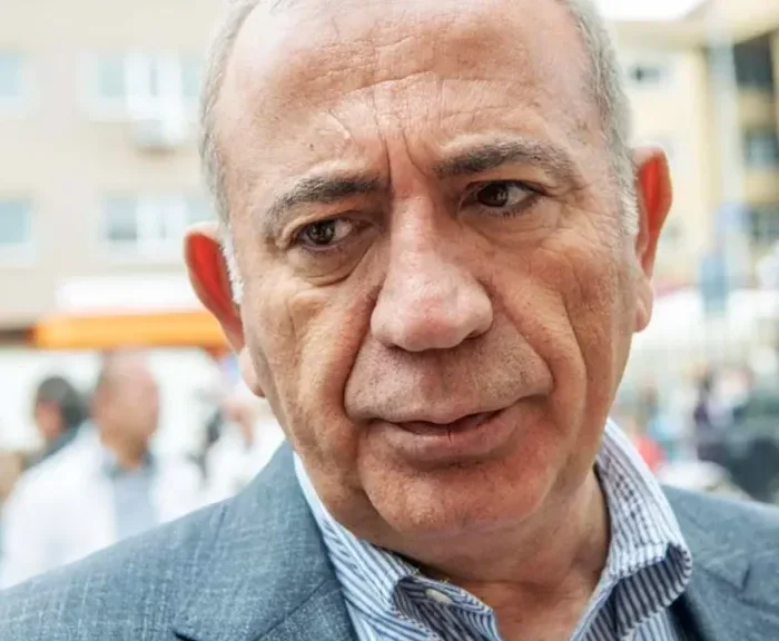Gürsel Tekin'den Kılıçdaroğlu övgüsü
