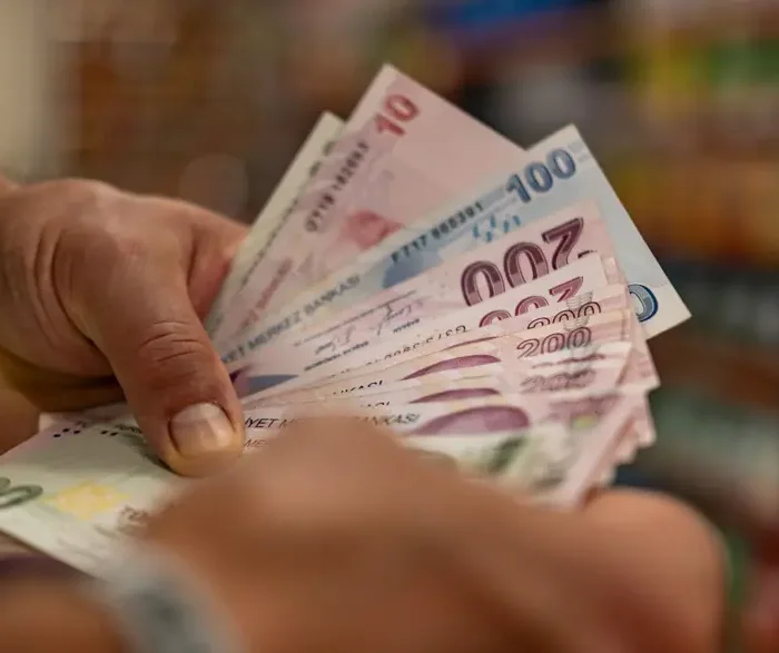 Milyonlarca emekliyi ilgilendiriyor... Kök maaşlar değişiyor