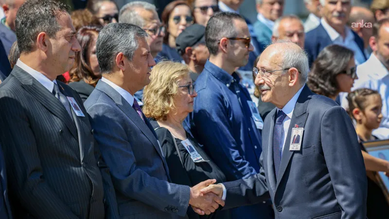 CHP'de İç Siyasi Dinamikler: Kılıçdaroğlu ve Özel'in İlk Teması