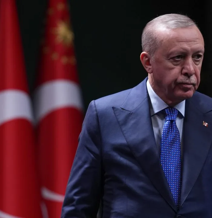 Cumhurbaşkanı Erdoğan uyardı: AKP'de 'yorulan dinlensin'