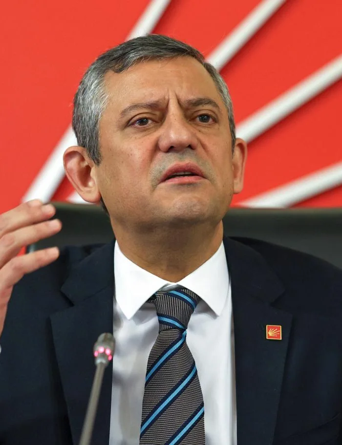 Özgür Özel: İmamoğlu'nun savunma hakkı engelleniyor