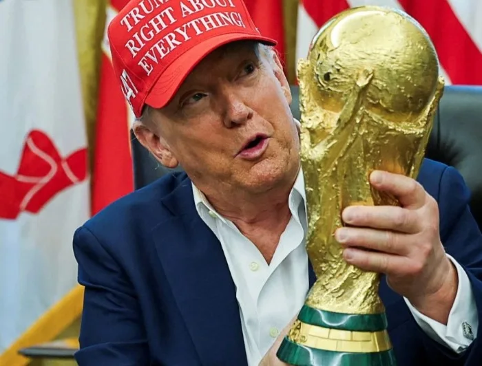 NATO Zirvesi'nde Trump için maç sessizliği öne çıktı
