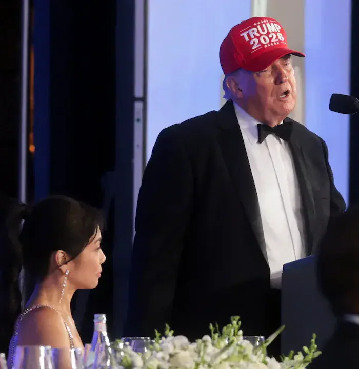 Trump’tan yeniden adaylık sinyali