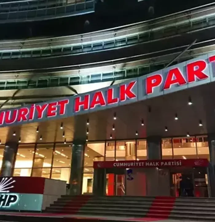 264 eski vekil CHP'den istifa etti