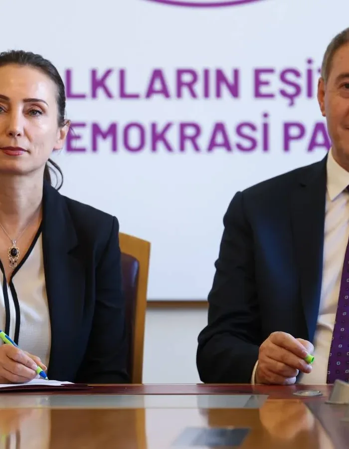 DEM Parti çerçeve yasa teklifine imza attı