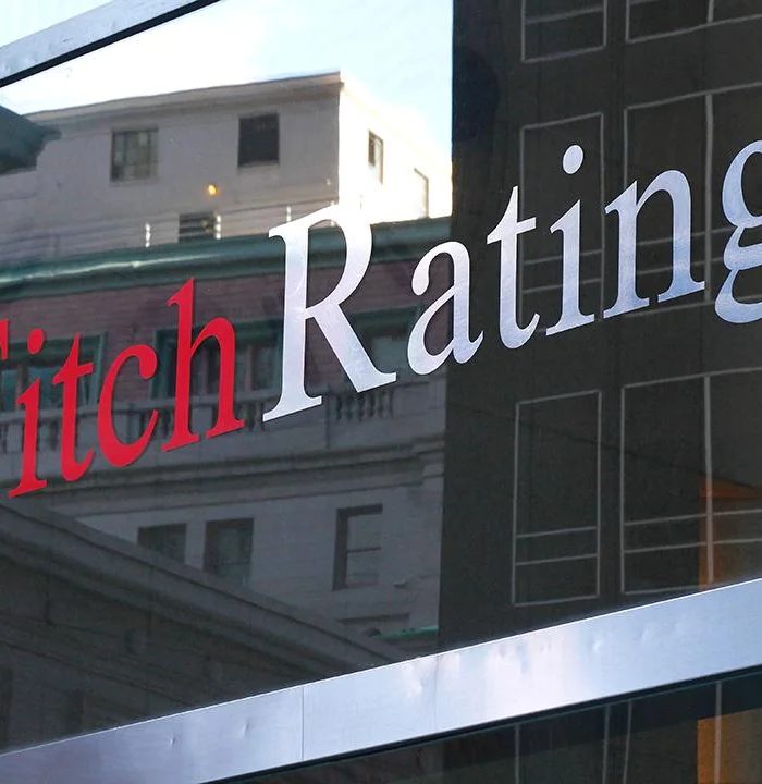 Fitch: Petrol piyasasında aşağı yönlü riskler sürüyor