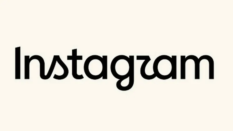 Instagram logo tasarımı 10 yıl sonra yeni yazıyla değişti