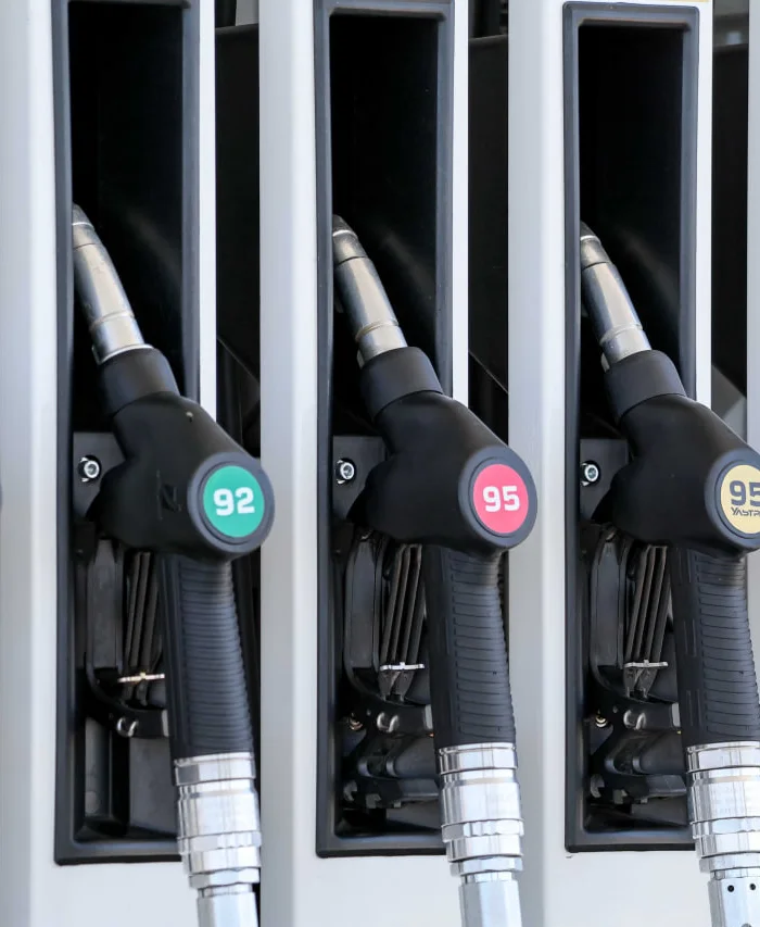 Benzin ve motorine zam: Yeni fiyatlar pompaya yansıdı