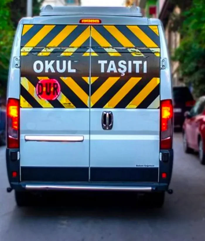 Okullar açılıyor, veliler şikâyetçi: Servis ücretleri cep yakıyor