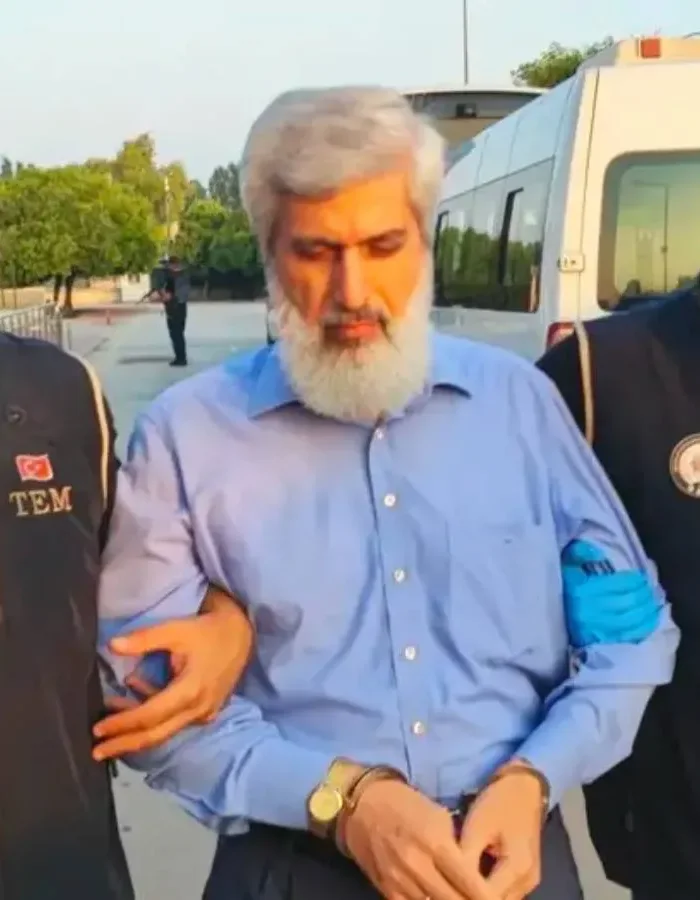 Furkan Vakfı binasında arama: Bilgisayar kasalarının içleri boş çıktı
